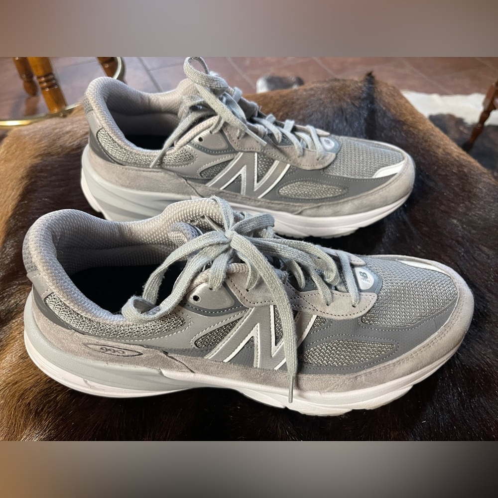New Balance Gray Running Tennis Shoes - Picture 3 of 8